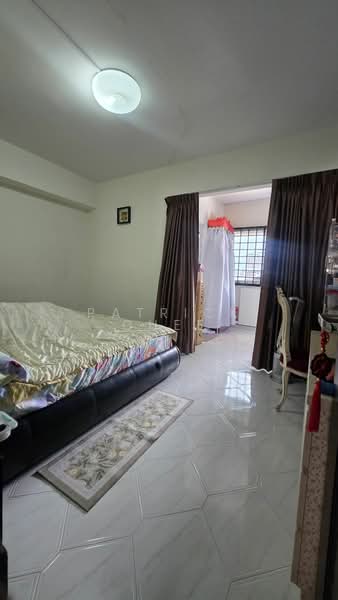 235 Bishan Street 22, 235 Bishan Street 22, 3 Bedrooms, 1,453 sqft, HDB Flat For Sale, by Patrick Chee, 500133054 - Bedroom - PropertyGuru.com.sg