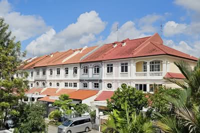 For Sale - Loyang Villas