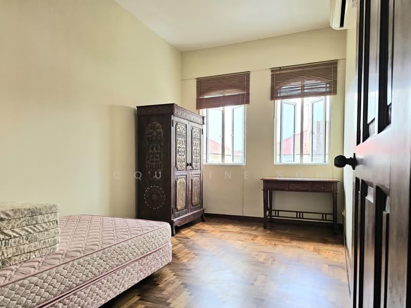 Loyang Villas, Loyang Rise, 5 Bedrooms, 2,217 sqft, Terraced House For Sale, by Jacqueline Soh, 500133070 - Bedroom - PropertyGuru.com.sg