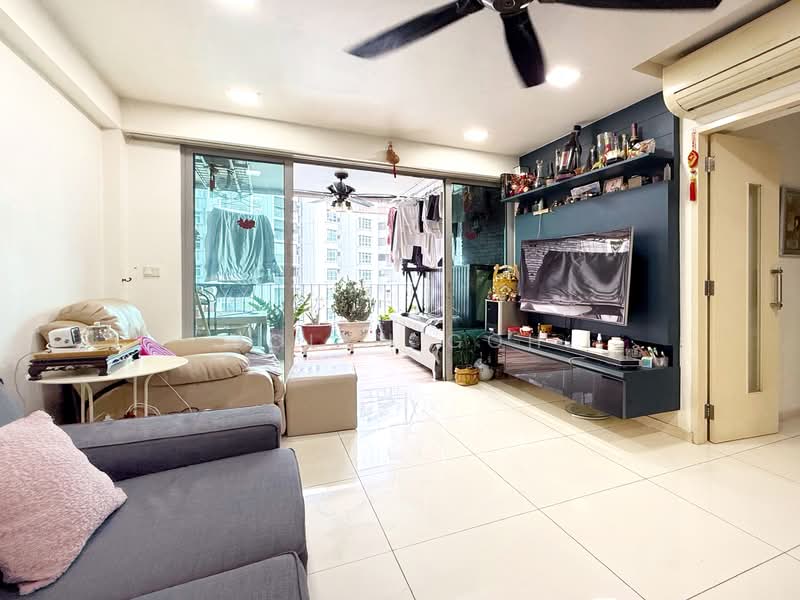 475D Upper Serangoon Crescent, 475D Upper Serangoon Crescent, 3 Bedrooms, 990 sqft, HDB Flat For Sale, by Jolyn Goh, 500133072 - Living Room - PropertyGuru.com.sg