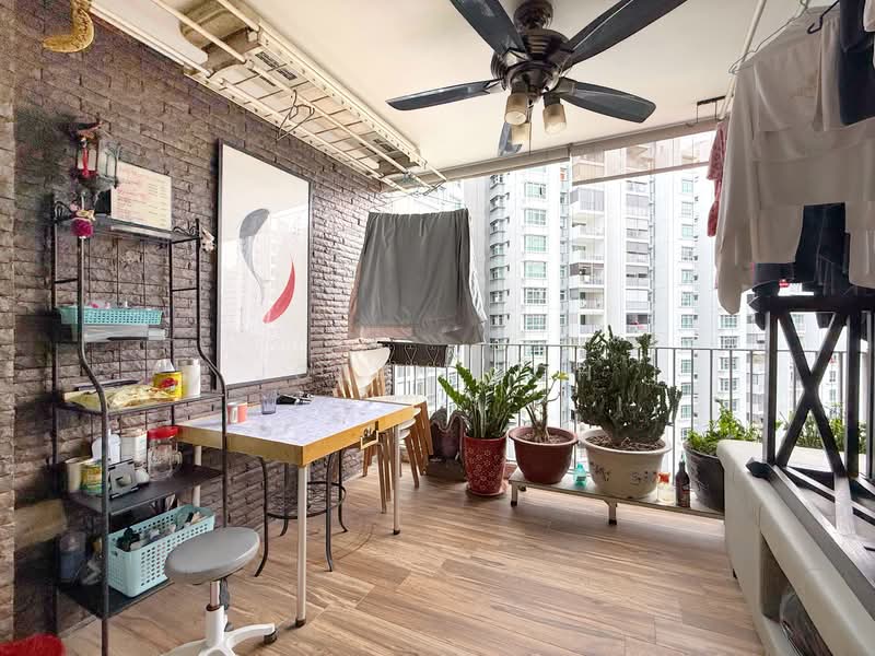 475D Upper Serangoon Crescent, 475D Upper Serangoon Crescent, 3 Bedrooms, 990 sqft, HDB Flat For Sale, by Jolyn Goh, 500133072 - Balcony - PropertyGuru.com.sg
