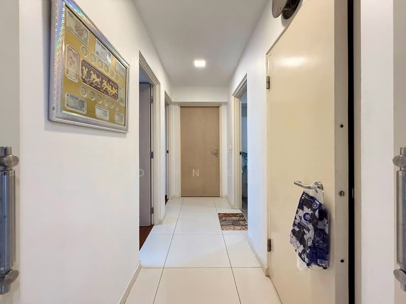 475D Upper Serangoon Crescent, 475D Upper Serangoon Crescent, 3 Bedrooms, 990 sqft, HDB Flat For Sale, by Jolyn Goh, 500133072 - Corridor - PropertyGuru.com.sg