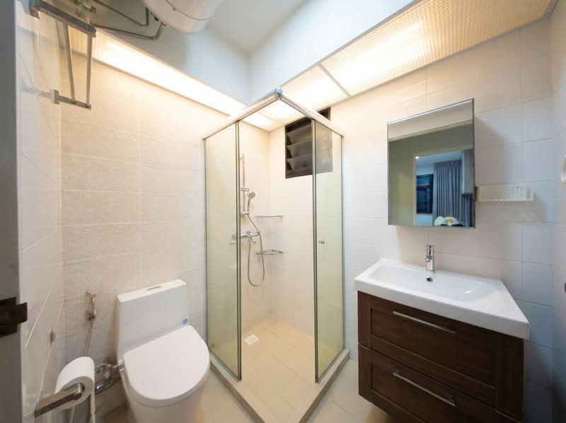 818B Choa Chu Kang Avenue 1, 818B Choa Chu Kang Avenue 1, 3 Bedrooms, 990 sqft, HDB Flat For Sale, by Bryan Neo, 500133080 - Bathroom - PropertyGuru.com.sg