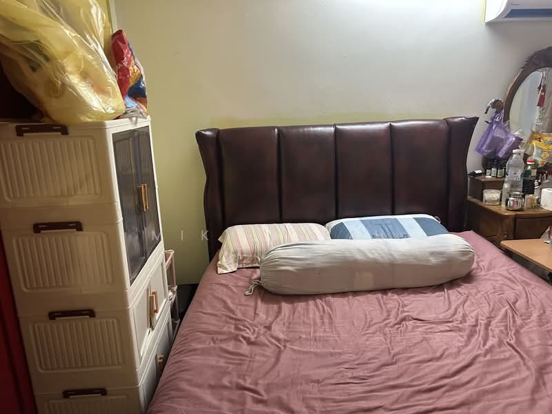 16 Eunos Crescent, 16 Eunos Crescent, 2 Bedrooms, 753 sqft, HDB Flat For Sale, by Mike Cheah, 500133084 - Bedroom - PropertyGuru.com.sg