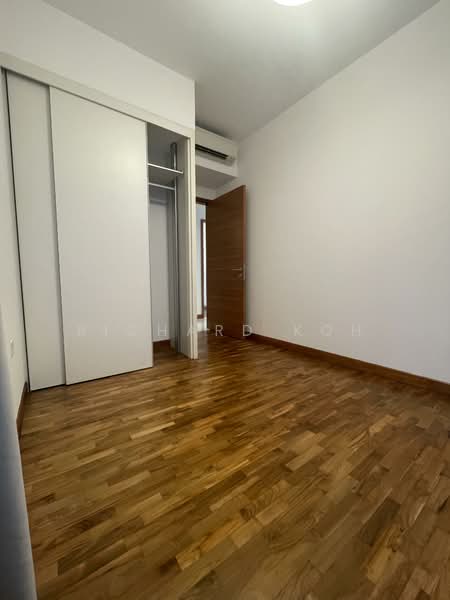 Woodhaven, 71 Woodgrove Avenue, 3 Bedrooms, 1,173 sqft, Condominium For Sale, by Richard Koh, 500133091 - Bedroom - PropertyGuru.com.sg