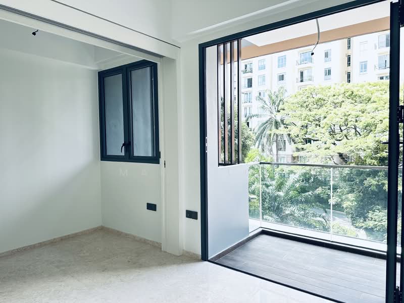 Hill House, 10A-11 Institution Hill, 10B, 2 Bedrooms, 452 sqft, Condominium For Rent, by Maria Loh, 500133094 - Balcony - PropertyGuru.com.sg