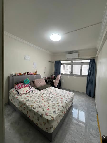 331 Woodlands Avenue 1, 331 Woodlands Avenue 1, 5 Bedrooms, 2,067 sqft, HDB Flat For Sale, by Yeo Tong Boon, 500133096 - Bedroom - PropertyGuru.com.sg