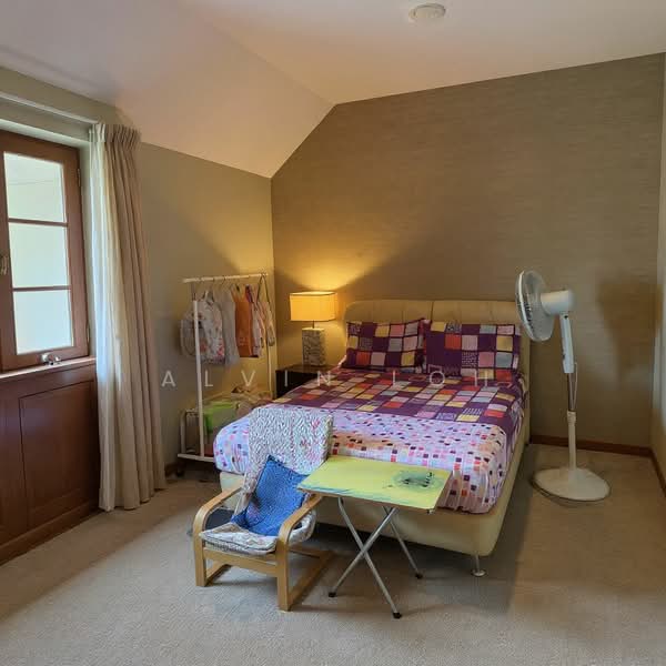 Serangoon Garden Estate, , 6 Bedrooms, 4,760 sqft, Semi-Detached House For Sale, by Alvin Loh, 500133100 - 3rd Level Bedroom 1 with ensuite - PropertyGuru.com.sg