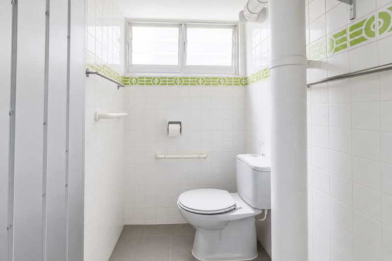 533 Ang Mo Kio Avenue 5, 533 Ang Mo Kio Avenue 5, 2 Bedrooms, 872 sqft, HDB Flat For Sale, by PROPSELLER PTE. LTD., 500133107 - Bathroom - PropertyGuru.com.sg