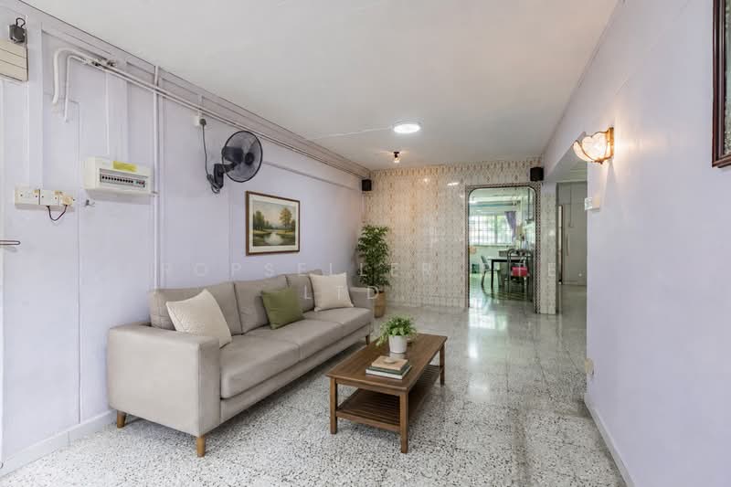 533 Ang Mo Kio Avenue 5, 533 Ang Mo Kio Avenue 5, 2 Bedrooms, 872 sqft, HDB Flat For Sale, by PROPSELLER PTE. LTD., 500133107 - Living Room - PropertyGuru.com.sg