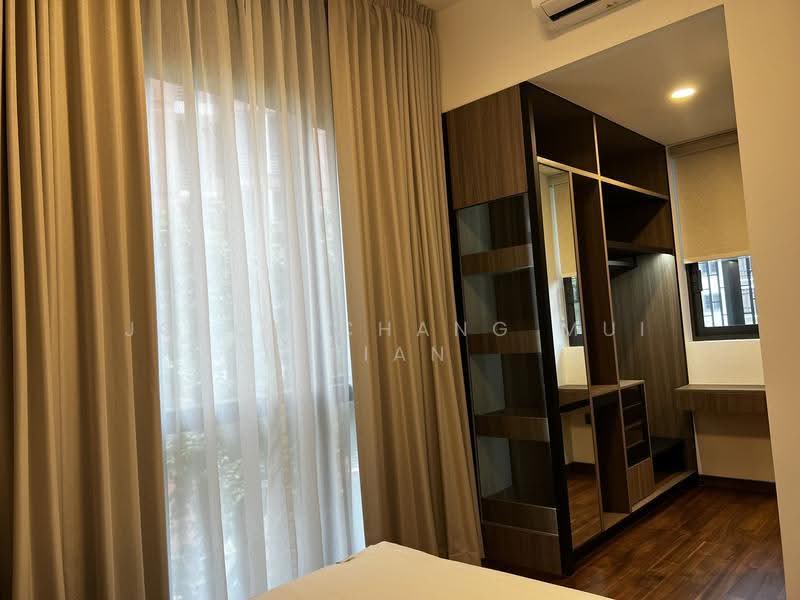 Grange 1866, 74 Grange Rd, Tanglin / Holland / Bukit Timah, 1 Bedroom, 517 sqft, Condominium For Rent, by Joyce Chang Mui Lian, 500133108 - Bedroom - PropertyGuru.com.sg