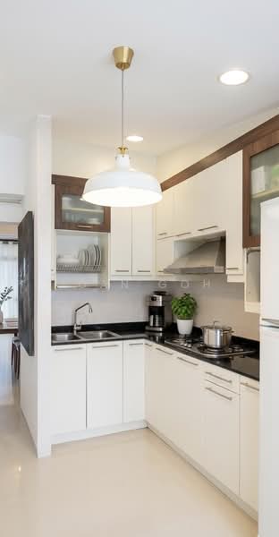 42 Jalan Bahagia, 42 Jalan Bahagia, 2 Bedrooms, 1,270 sqft, HDB Flat For Sale, by JOAN GOH, 500133116 - Kitchen - PropertyGuru.com.sg