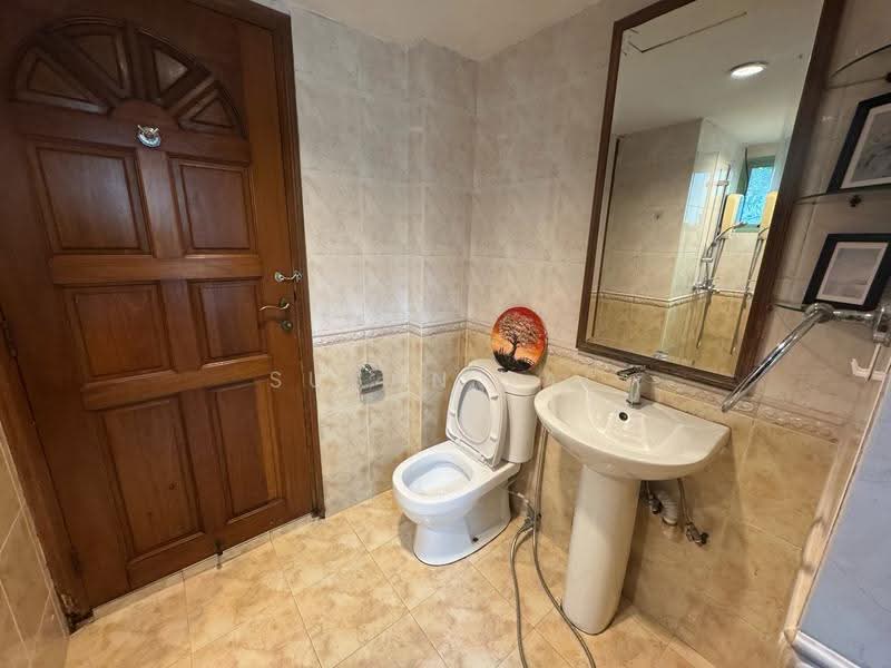 Sophia Crest, 67 Sophia Road, Orchard / River Valley, Room Rental, 180 sqft, Apartment For Rent, by Susan Lai, 500133119 - Bathroom - PropertyGuru.com.sg