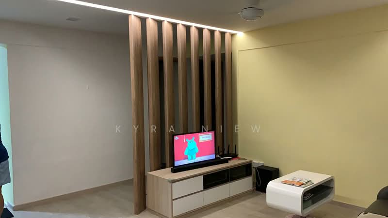 301 Clementi Avenue 4, 301 Clementi Avenue 4, Room Rental, 80 sqft, HDB Flat For Rent, by Kyra Niew, 500133123 - Living Room - PropertyGuru.com.sg