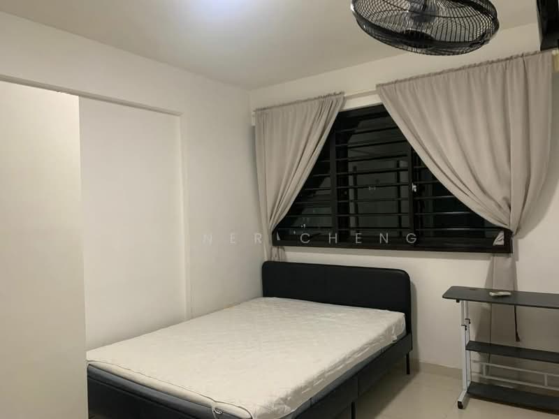 335B Yishun Riverwalk, 335B Yishun Street 31, 2 Bedrooms, 721 sqft, HDB Flat For Rent, by Rayner Cheng, 500133127 - Bedroom - PropertyGuru.com.sg