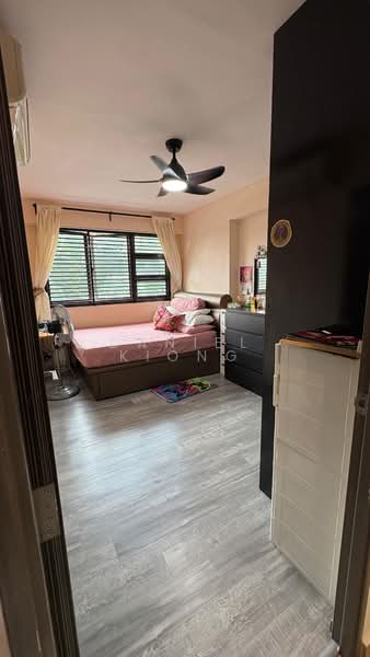 550B Segar Road, 550B Segar Road, 3 Bedrooms, 1,216 sqft, HDB Flat For Sale, by Daniel Kiong, 500133129 - Bedroom - PropertyGuru.com.sg