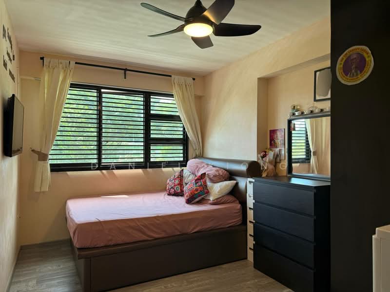 550B Segar Road, 550B Segar Road, 3 Bedrooms, 1,216 sqft, HDB Flat For Sale, by Daniel Kiong, 500133129 - Bedroom - PropertyGuru.com.sg