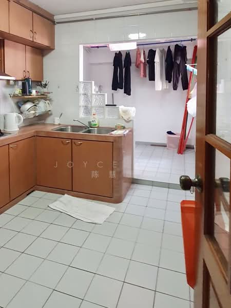 485A Choa Chu Kang Avenue 5, 485A Choa Chu Kang Avenue 5, Room Rental, 100 sqft, HDB Flat For Rent, by Joyce Tan 陈慧珊, 500133135 - Kitchen - PropertyGuru.com.sg