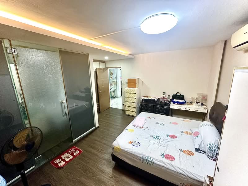 402 Bukit Batok West Avenue 7, 402 Bukit Batok West Avenue 7, 4 Bedrooms, 1,561 sqft, HDB Flat For Sale, by Pauline Sim (沈梅梅), 500133142 - Bedroom - PropertyGuru.com.sg