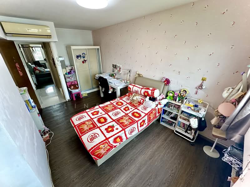 402 Bukit Batok West Avenue 7, 402 Bukit Batok West Avenue 7, 4 Bedrooms, 1,561 sqft, HDB Flat For Sale, by Pauline Sim (沈梅梅), 500133142 - Bedroom - PropertyGuru.com.sg