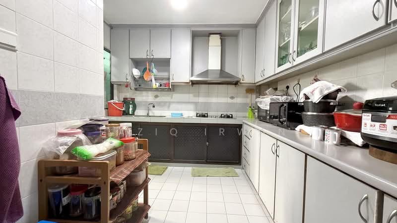 523 Woodlands Drive 14, 523 Woodlands Drive 14, 4 Bedrooms, 1,517 sqft, HDB Flat For Sale, by Haziq Irwan, 500133143 - Kitchen - PropertyGuru.com.sg