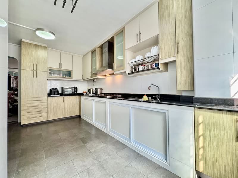 14 Toh Yi Drive, 14 Toh Yi Drive, 4 Bedrooms, 1,312 sqft, HDB Flat For Sale, by Benny Ng, 500133145 - Kitchen - PropertyGuru.com.sg