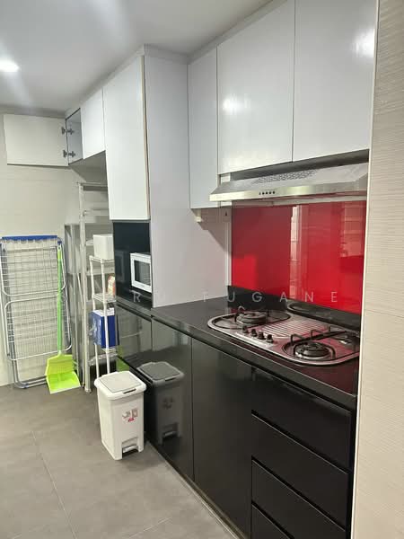 Whitewater, 33 Pasir Ris Street 72, Room Rental, 140 sqft, Executive Condominium For Rent, by Kaoru Fugane, 500133149 - Kitchen - PropertyGuru.com.sg