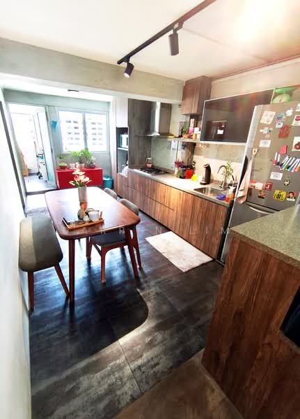 32 Marine Crescent, 32 Marine Crescent, 2 Bedrooms, 700 sqft, HDB Flat For Rent, by Darren Lim, 500133157 - Kitchen - PropertyGuru.com.sg
