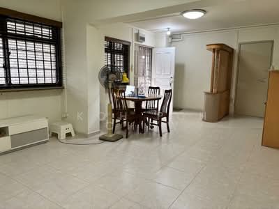 For Sale - 332 Sembawang Close