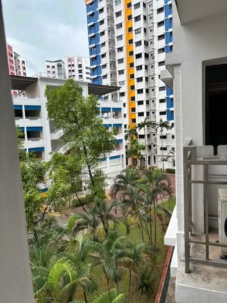 332 Sembawang Close, 332 Sembawang Close, 3 Bedrooms, 1,076 sqft, HDB Flat For Sale, by Koh Poh Chew, 500133159 - Exterior - PropertyGuru.com.sg