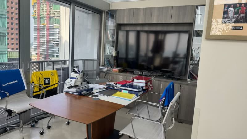 Eon Shenton, 70 Shenton Way, 1,765 sqft, Office For Rent, by Kaushik Bhanushali, 500133160 - Study - CommercialGuru.com.sg