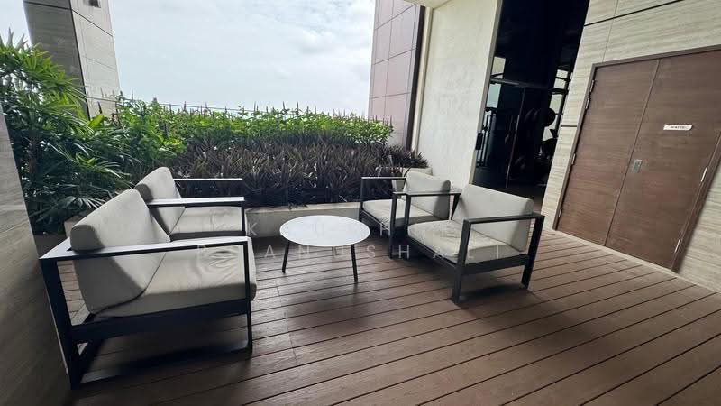 Eon Shenton, 70 Shenton Way, Chinatown / Tanjong Pagar, 1,765 sqft, Office For Rent, by Kaushik Bhanushali, 500133160 - Exterior - CommercialGuru.com.sg