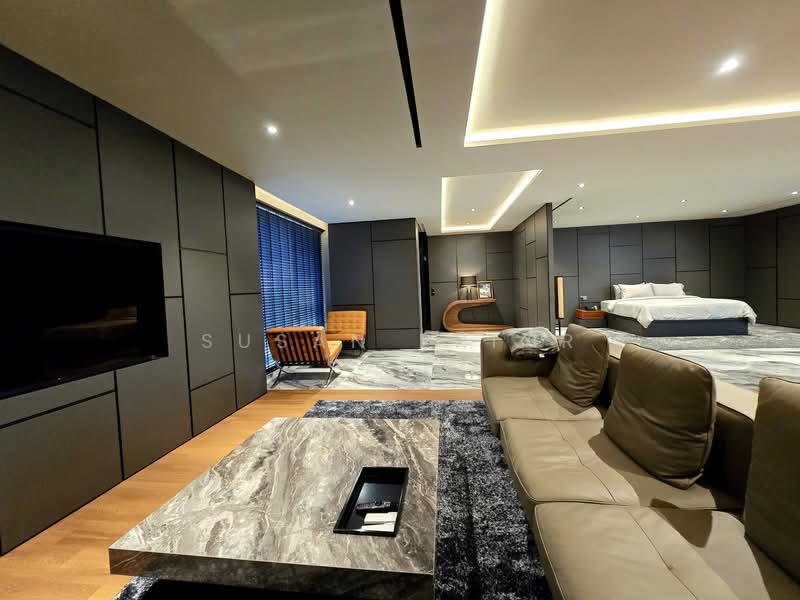 Exquisite East Gem, Lor L Telok Kurau, 7 Bedrooms, 9,400 sqft, Detached House For Sale, by Susan Prior, 500133162 - Living Room - PropertyGuru.com.sg