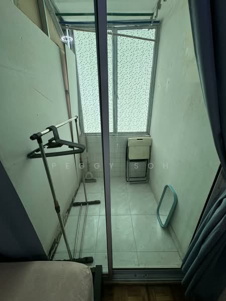 Beauty World Plaza, 140 Upper Bukit Timah Road, Room Rental, 600 sqft, Apartment For Rent, by Peggy Soh, 500133168 - Balcony - PropertyGuru.com.sg