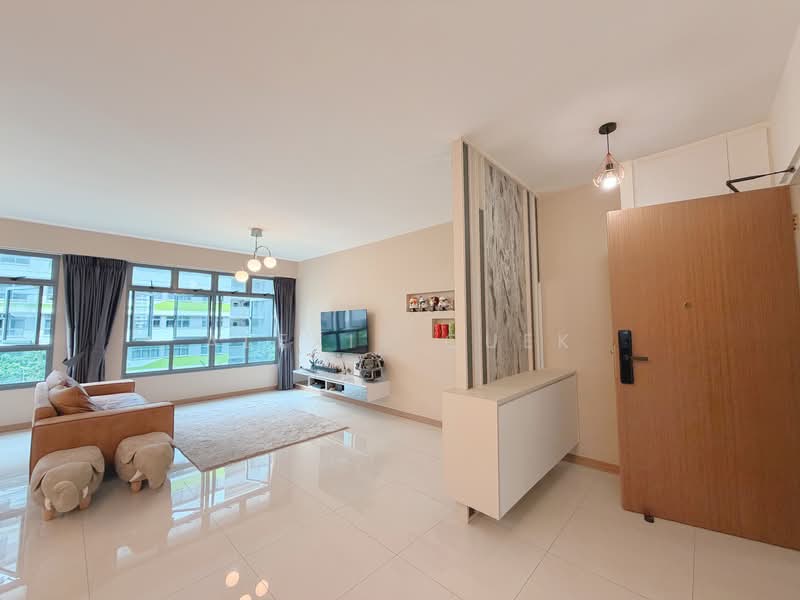 619B Tampines Street 61, 619B Tampines Street 61, 3 Bedrooms, 1,216 sqft, HDB Flat For Sale, by Alexis Quek, 500133214 - Living Room - PropertyGuru.com.sg