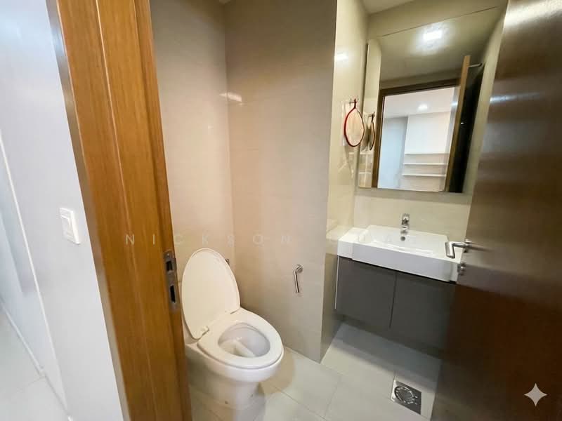 The Topiary, 25 Fernvale Lane, 4 Bedrooms, 1,335 sqft, Executive Condominium For Sale, by Nickson Guay, 500133223 - Bathroom - PropertyGuru.com.sg