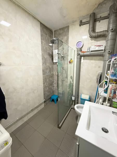 634 Hougang Avenue 8, 634 Hougang Avenue 8, 3 Bedrooms, 1,593 sqft, HDB Flat For Sale, by Rusydi Yusoff, 500133225 - Bathroom - PropertyGuru.com.sg