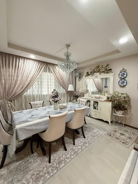 634 Hougang Avenue 8, 634 Hougang Avenue 8, 3 Bedrooms, 1,593 sqft, HDB Flat For Sale, by Rusydi Yusoff, 500133225 - Dining Room - PropertyGuru.com.sg