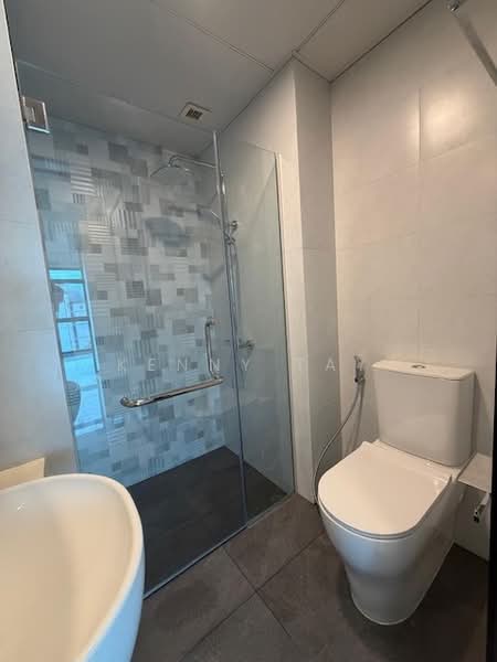 City Square Residences, 14 Kitchener Link, 1 Bedroom, 570 sqft, Condominium For Rent, by Kenny Tay, 500133230 - Bathroom - PropertyGuru.com.sg