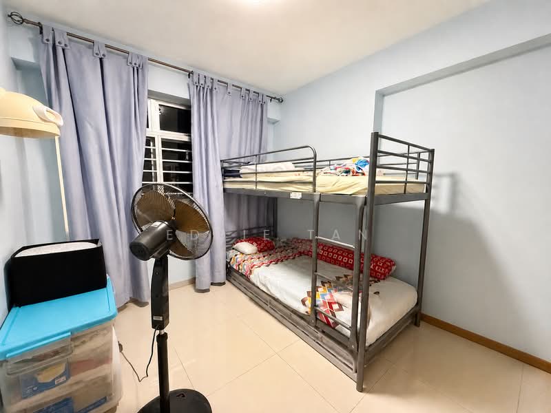 460D Bukit Batok West Avenue 9, 460D Bukit Batok West Avenue 9, 3 Bedrooms, 1,001 sqft, HDB Flat For Sale, by Eddie Tan, 500133257 - Common Bedroom 2 - PropertyGuru.com.sg
