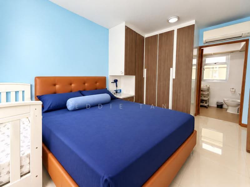 460D Bukit Batok West Avenue 9, 460D Bukit Batok West Avenue 9, Dairy Farm / Bukit Panjang / Choa Chu Kang, 3 Bedrooms, 1,001 sqft, HDB Flat For Sale, by Eddie Tan, 500133257 - Master Bedroom - PropertyGuru.com.sg