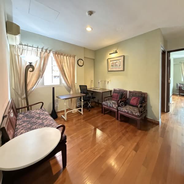 3sty + Basement, Elevated Semi D, Convenient, Air Well, Good Layout, Good Air Flow, Good Price, Serangoon garden Estate, Chuan Estate, Serangoon Estate, 6 Bedrooms, 4,500 sqft, Semi-Detached House For Sale, by Alex Ng, 500133277 - Study - PropertyGuru.com.sg