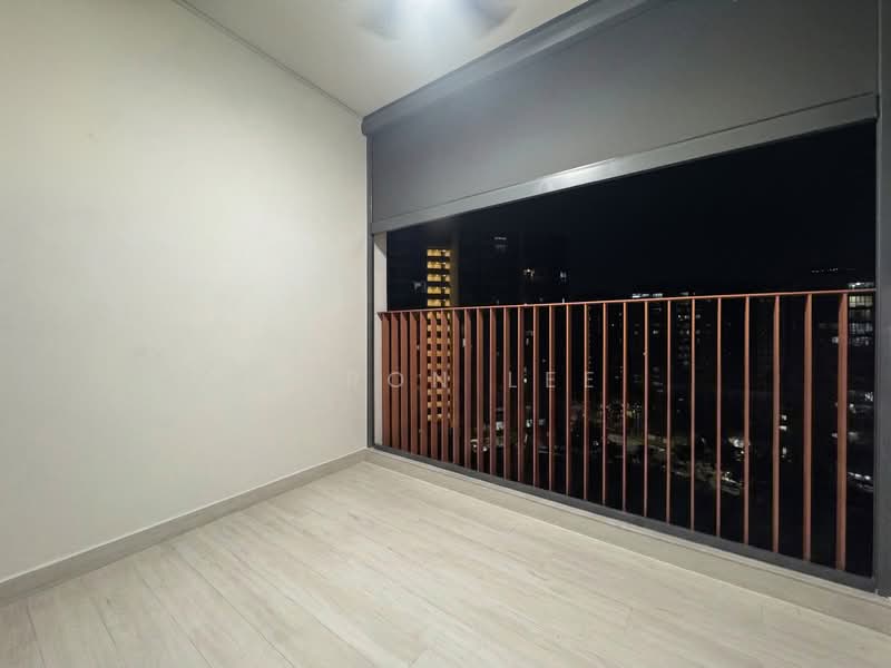 Riverfront Residences, 41 Hougang Avenue 7, 2 Bedrooms, 721 sqft, Condominium For Rent, by Jeron Lee, 500133282 - Balcony - PropertyGuru.com.sg