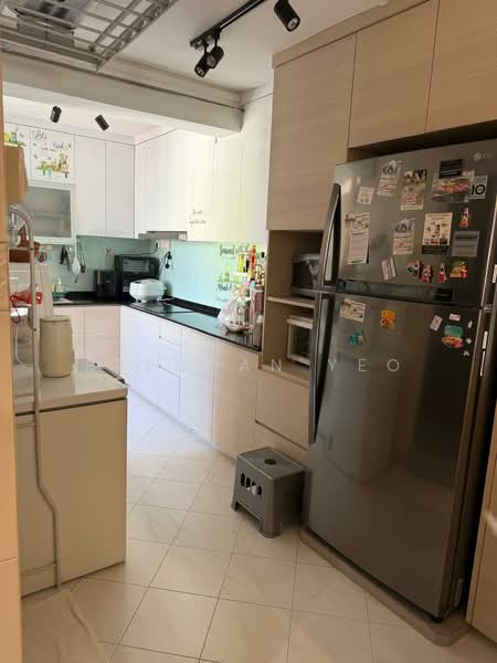 50 Sims Drive, 50 Sims Drive, 3 Bedrooms, 1,259 sqft, HDB Flat For Sale, by Brendan Yeo, 500133283 - Kitchen - PropertyGuru.com.sg