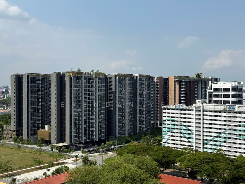 50 Sims Drive, 50 Sims Drive, 3 Bedrooms, 1,259 sqft, HDB Flat For Sale, by Brendan Yeo, 500133283 - PropertyGuru.com.sg