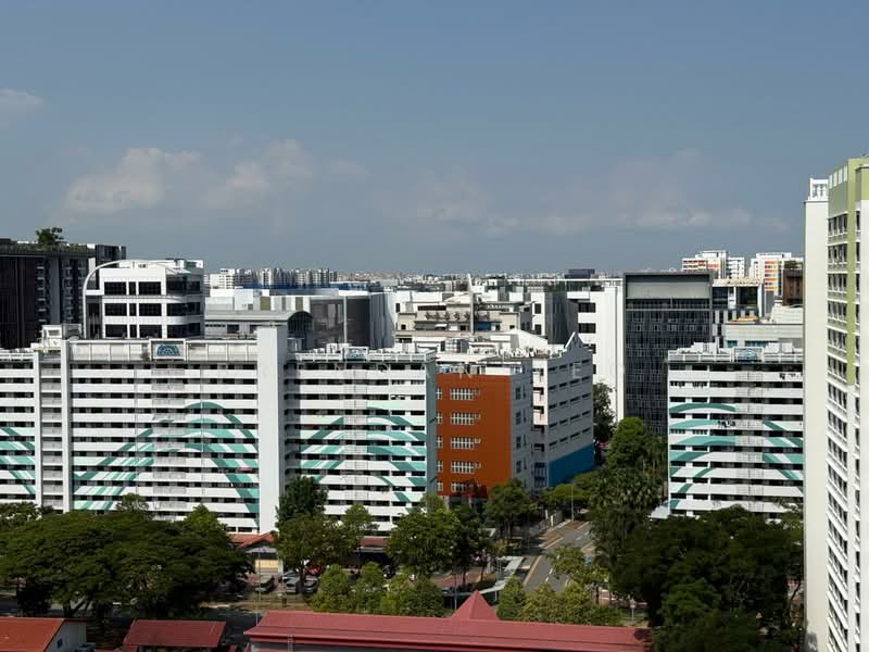 50 Sims Drive, 50 Sims Drive, 3 Bedrooms, 1,259 sqft, HDB Flat For Sale, by Brendan Yeo, 500133283 - PropertyGuru.com.sg