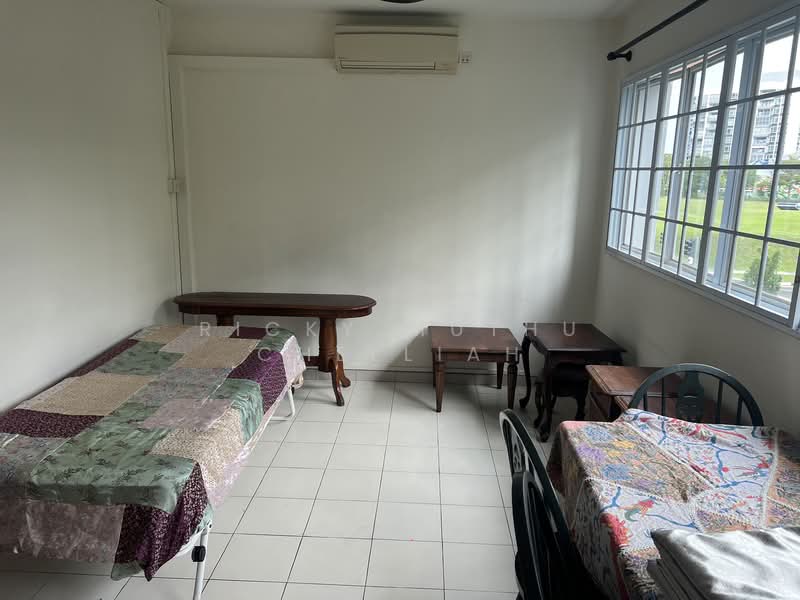 154 Simei Street 1, 154 Simei Street 1, 3 Bedrooms, 1,313 sqft, HDB Flat For Rent, by Ricky Muthu Chelliah, 500133287 - Bedroom 1 - PropertyGuru.com.sg
