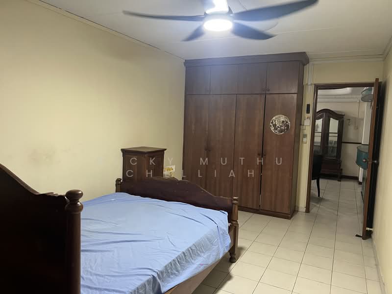 154 Simei Street 1, 154 Simei Street 1, 3 Bedrooms, 1,313 sqft, HDB Flat For Rent, by Ricky Muthu Chelliah, 500133287 - Master Bedroom - PropertyGuru.com.sg