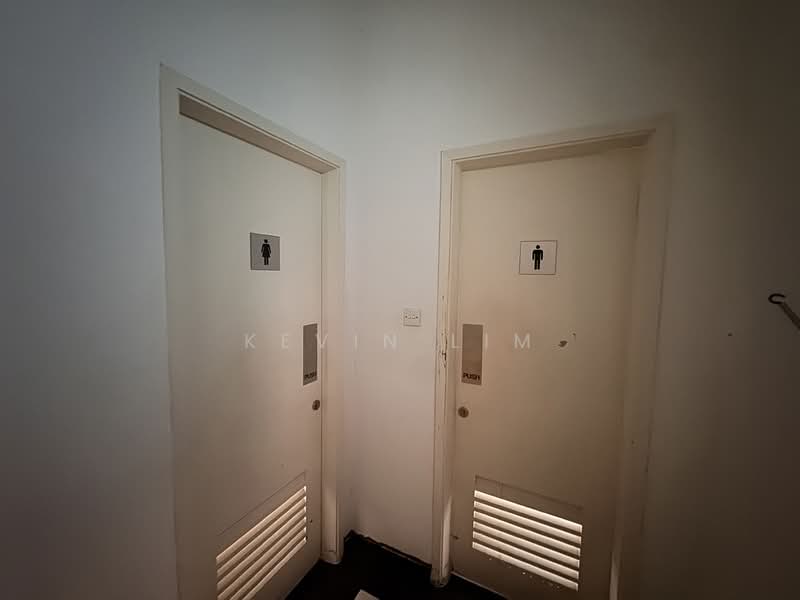 CHEAP Office Space Near Kaki Bukit / Ubi, Eunos / Geylang / Paya Lebar, 8,000 sqft, Light Industrial (B1) For Rent, by Kevin Lim, 500133299 - Interior - CommercialGuru.com.sg