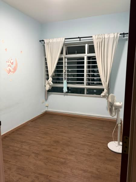 446 Yishun Avenue 11, 446 Yishun Avenue 11, 3 Bedrooms, 1,001 sqft, HDB Flat For Rent, by Lewis Tan, 500133300 - Bedroom - PropertyGuru.com.sg